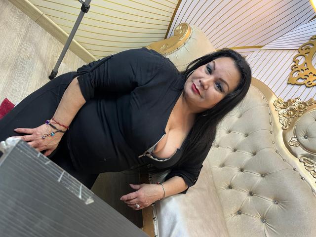 EllenaMilf - Live porn &amp; sex cam - 23526257