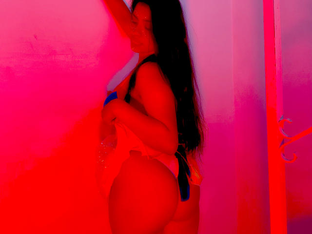 ArianithaXox - Live sexe cam - 23526453