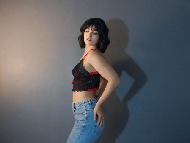 ScarlletZhen - Live Sex Cam - 23532709