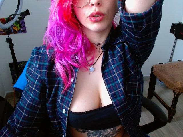 NatashaLau - Live sex cam - 23532945