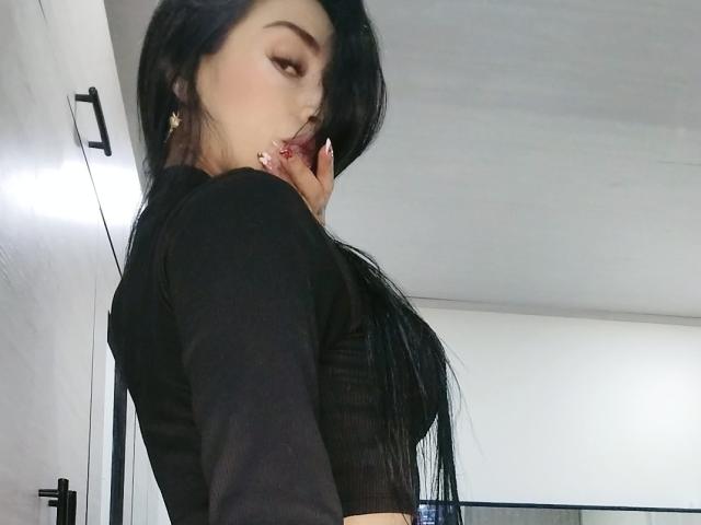 EvaMueller - Live sex cam - 23533161