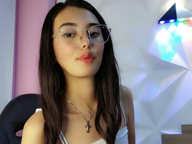AuraMoon - Live sex cam - 23533385
