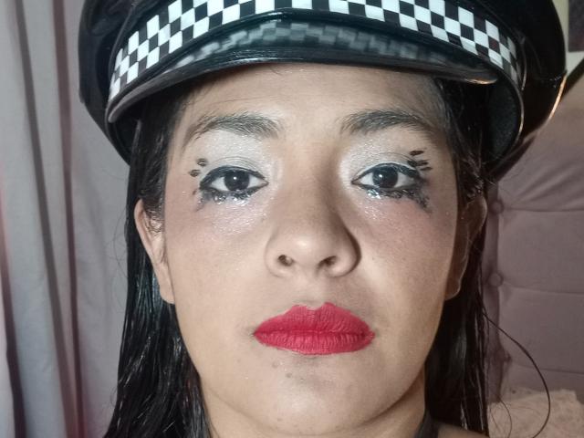 ArianithaXox - Live sexe cam - 23536109