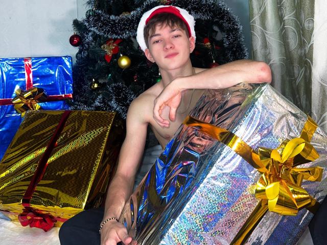 JakeDavins - Live Sex Cam - 23541265