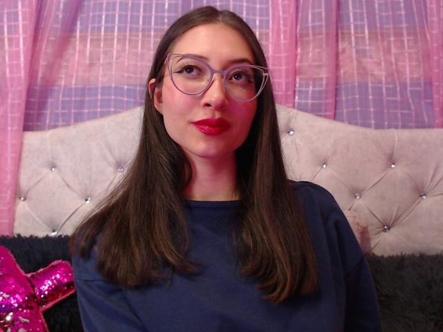 ElizabethMorrison - Live Sex Cam - 23549149