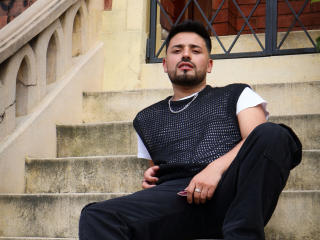 NoahBrown - Live sex cam - 23549445
