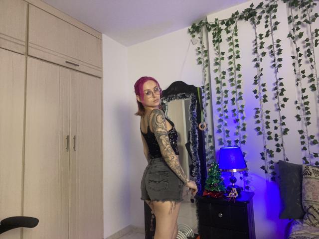 SarahRousen - Live Sex Cam - 23552049