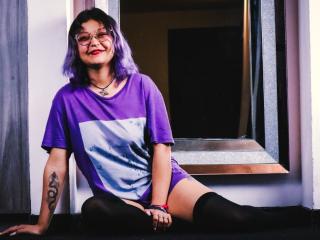 EvelinRoshe - Live Sex Cam - 23552281