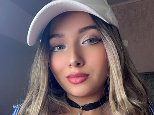 LillyTaylor - Live sex cam - 23552557
