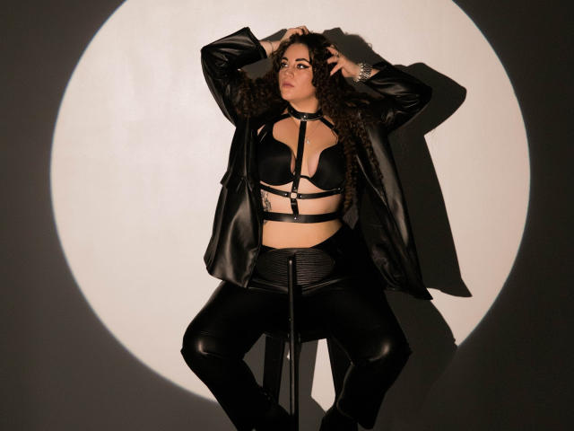 Besovskaya - Live sexe cam - 23552997