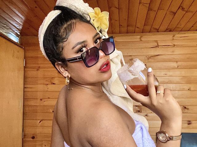 SophieSonyas - Live porn &amp; sex cam - 23553673