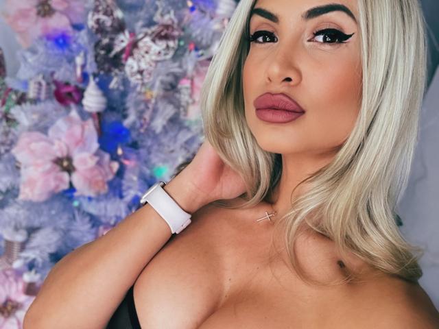 Lellie - Live porn &amp; sex cam - 23555069