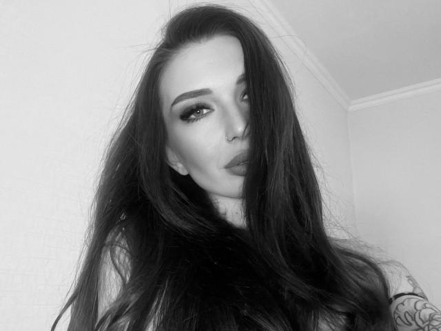 sweetlessie-hot - Sexe cam en vivo - 23555373