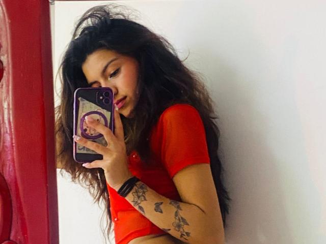 AliceHarrys - Live porn &amp; sex cam - 23557253