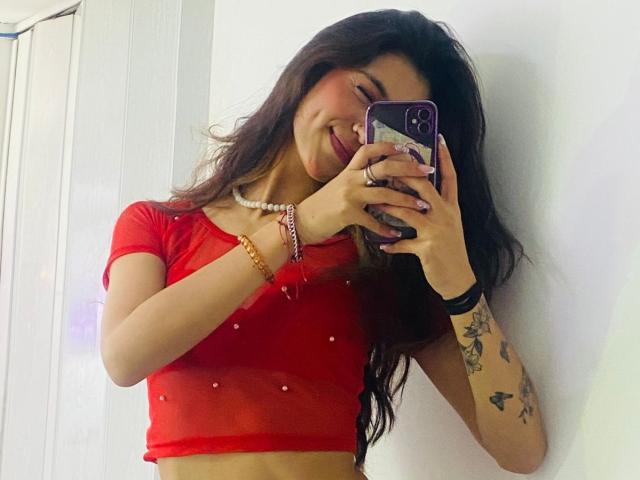 AliceHarrys - Live porn &amp; sex cam - 23557289