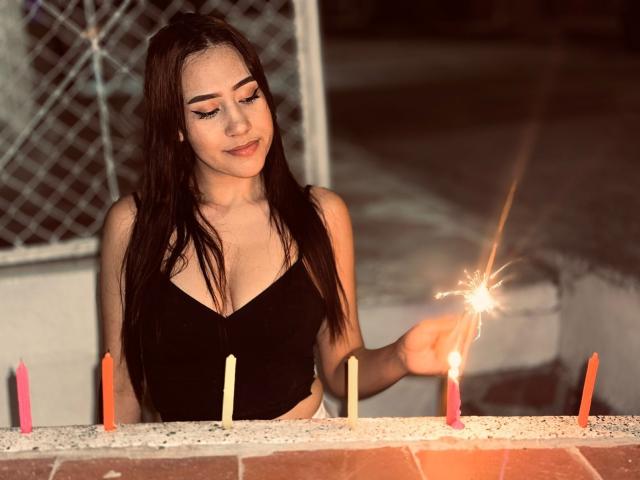 CelesteRusso - Live sex cam - 23565041