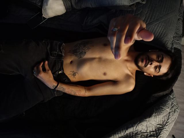 NoahSexy69 - Live porn &amp; sex cam - 23565417