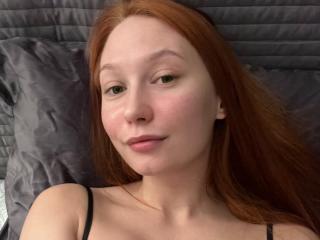 EmmaRedFoxy - Live porn &amp; sex cam - 23567833