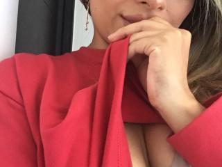 LaraHottie - Live sex cam - 23570869