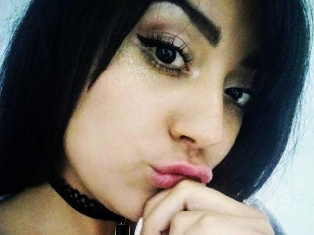 SophiQueen - Live sex cam - 23576293