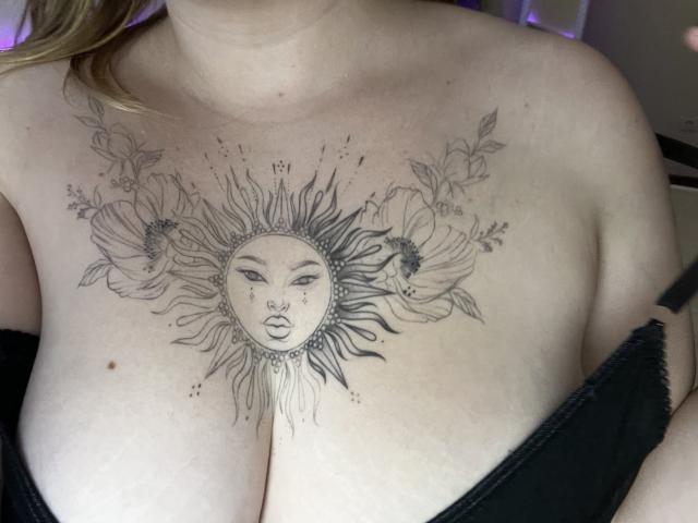 DiLaria - Live sex cam - 23579353