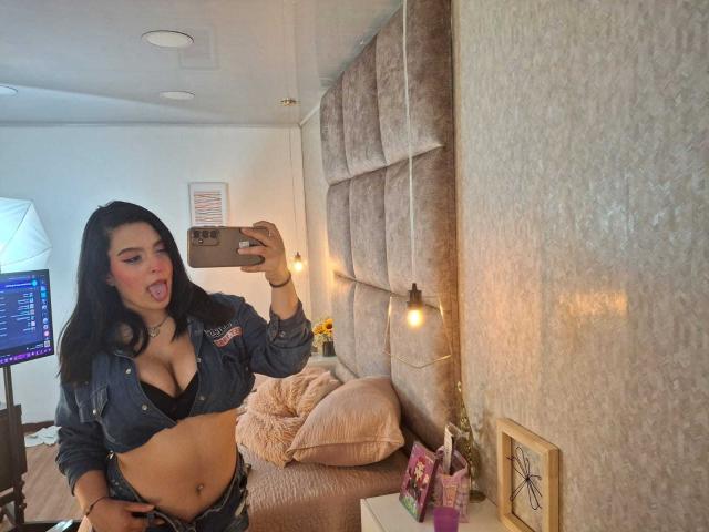 StacyAnzola - Live Sex Cam - 23581273