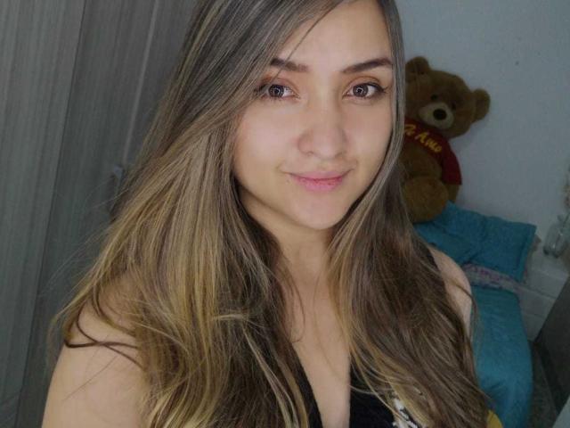 MariahVictoria - Live sex cam - 23581989