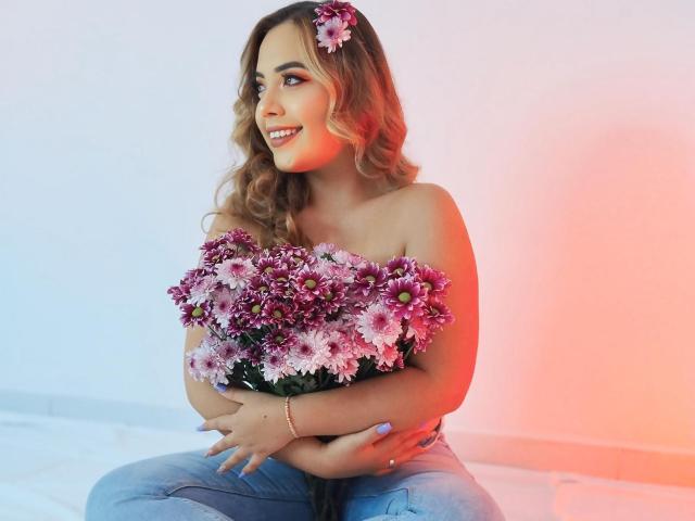 ZoeTobon69 - Live sex cam - 23582233