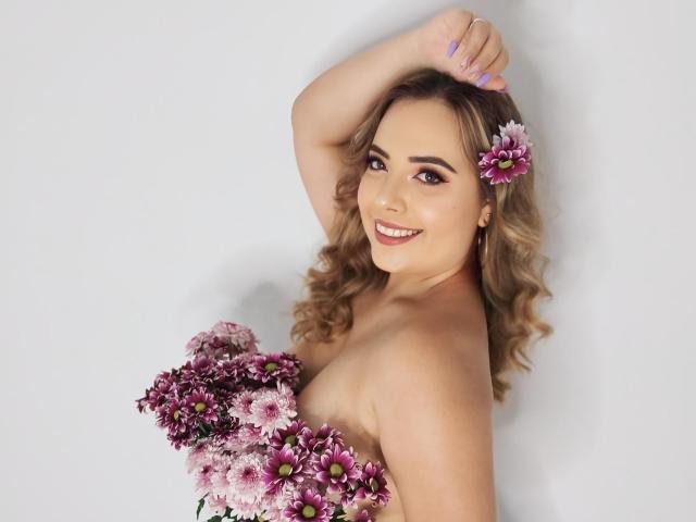 ZoeTobon69 - Live sex cam - 23582357