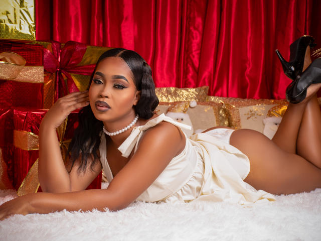 EmilyHillsong - Live porn &amp; sex cam - 23584077