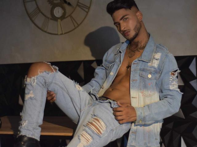 ZackBrown - Sexe cam en vivo - 23585277