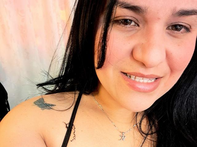 VivianaThomson - Live sex cam - 23589285