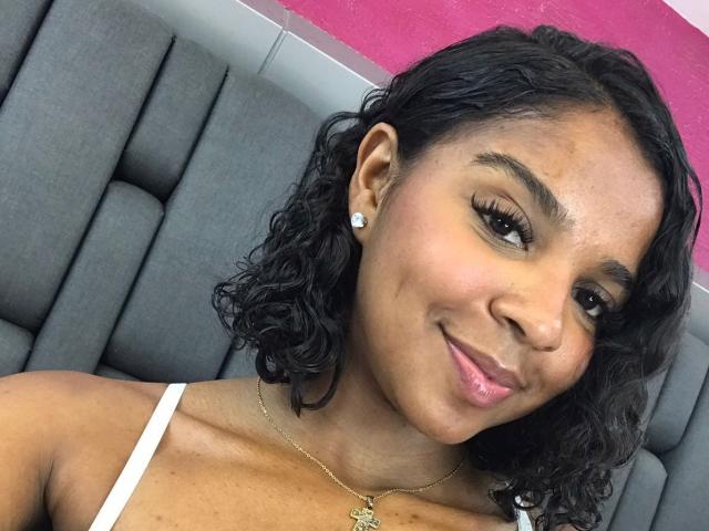 LisaMendez - Live sex cam - 23589409