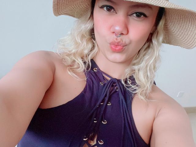 TarahDustin - Live sexe cam - 23597713