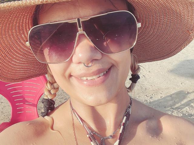 TarahDustin - Live sex cam - 23597809