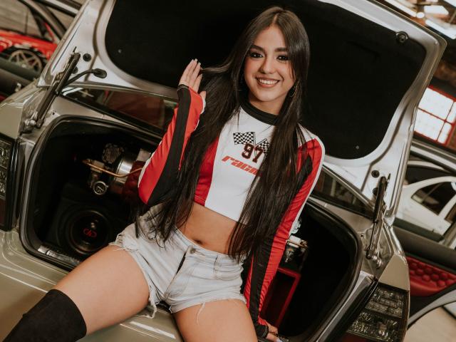 VictoriaSaens - Live Sex Cam - 23599637