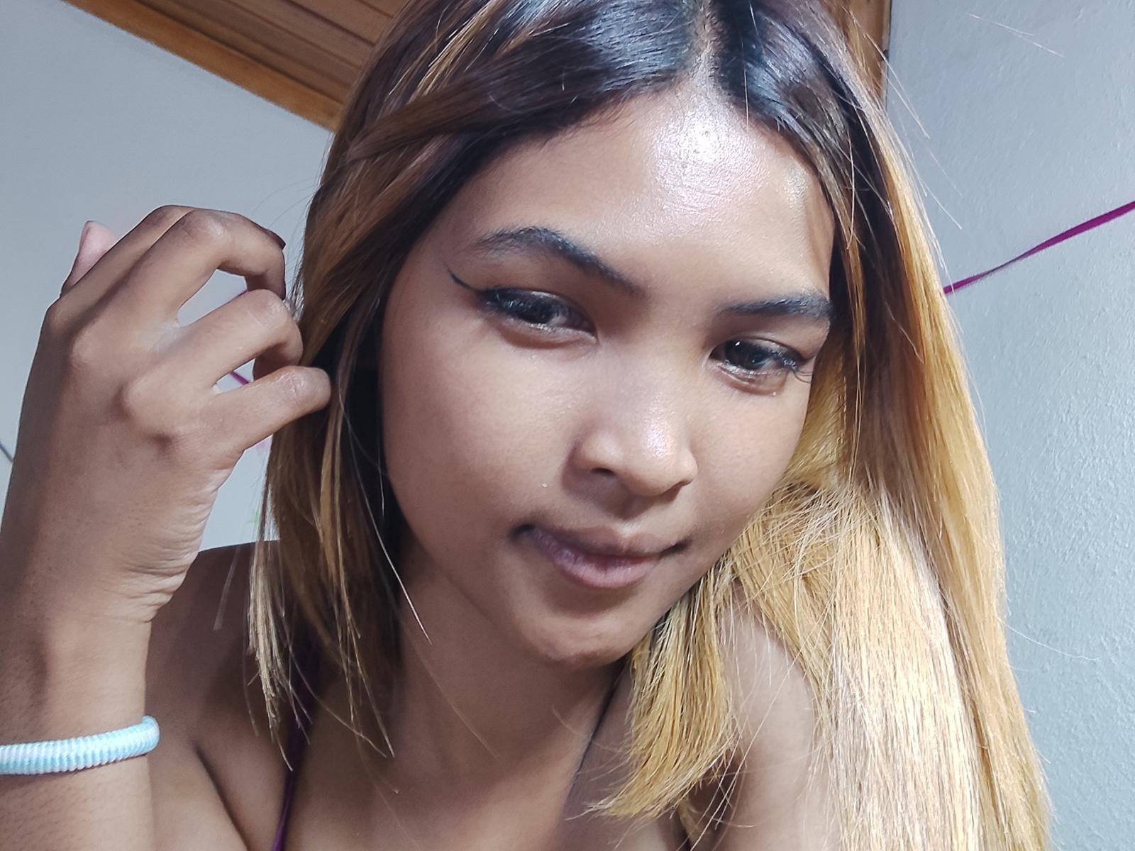NinahMe - Live Sex Cam - 23600133
