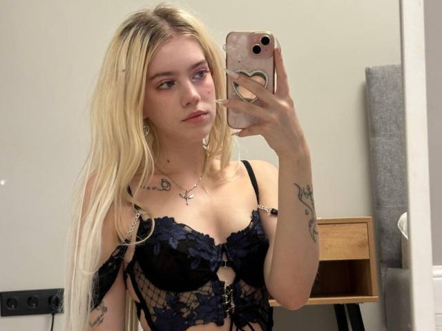 ShawtyLola - Sexe cam en vivo - 23604241