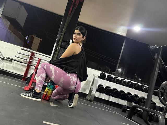 ScarlletZhen - Live sex cam - 23612413