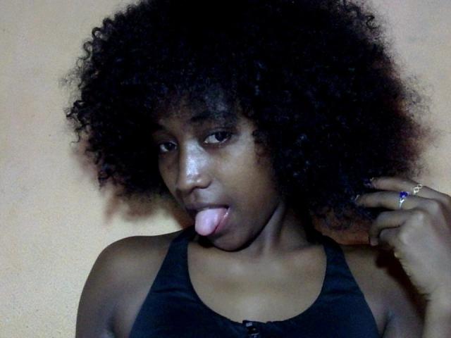CaroleSwt - Live porn &amp; sex cam - 23613161