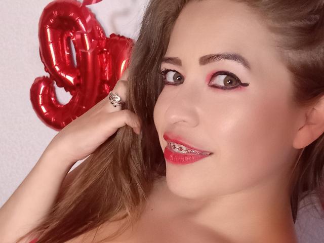 SoyeMilyHanks - Live sex cam - 23617441