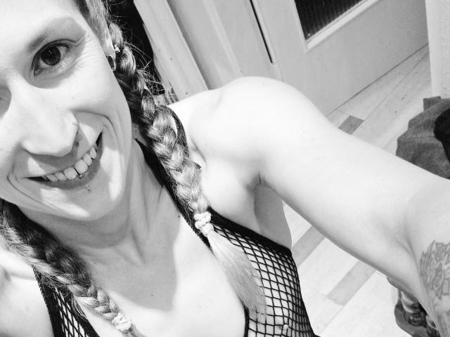 DeepSlave-hot - Sexe cam en vivo - 23617881