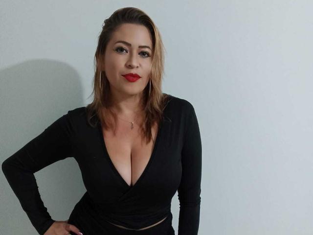 SoyeMilyHanks - Sexe cam en vivo - 23617941