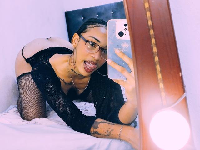 ElaHott - Live sexe cam - 23622121