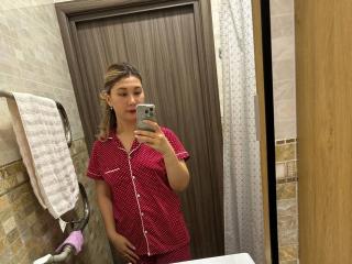 SoftGeraldine - Live Sex Cam - 23623089