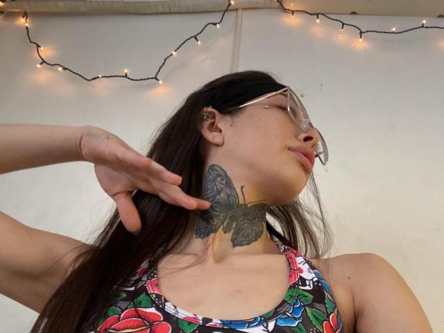 KatieSantana - Live sexe cam - 23623493