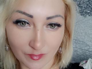 RabyNya69 - Live Sex Cam - 23624577