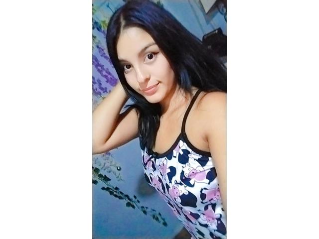 TalianaSquirt - Élő pornó és szexkamera - 23626781