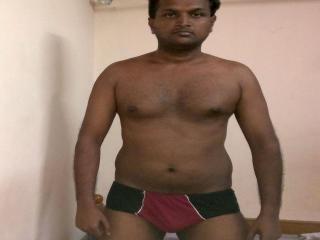 Brownieguy - Live sex cam - 2362724