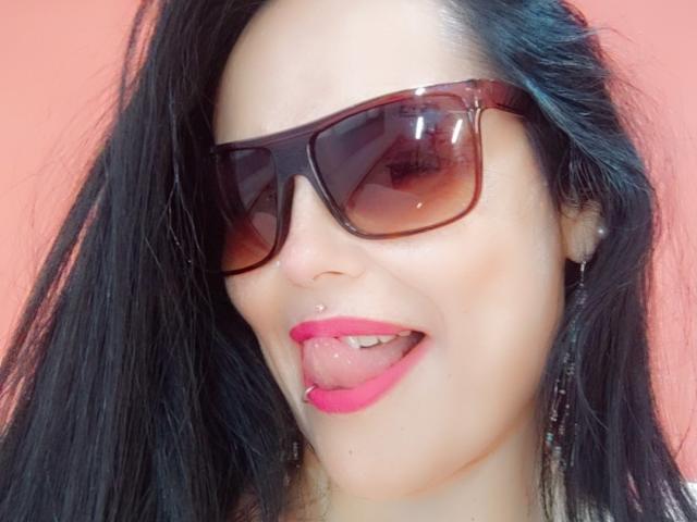 CharlotteCrofort - Live porn &amp; sex cam - 23630753